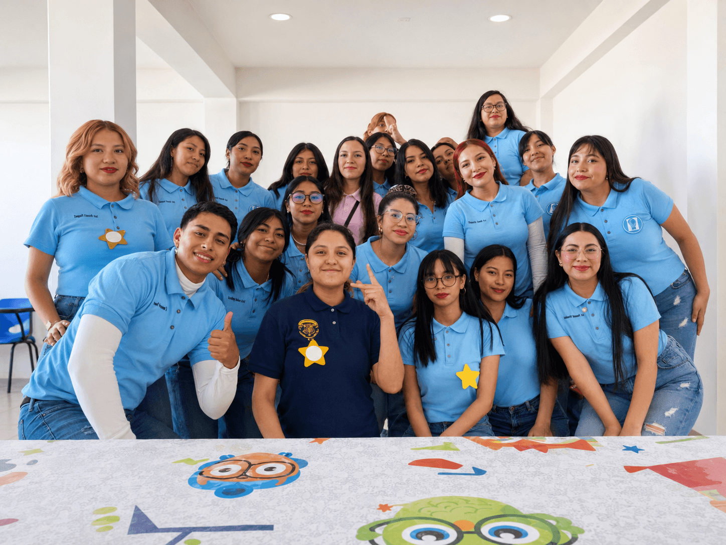 Equipo estudiantil de UNIVAMEX durante actividad universitaria