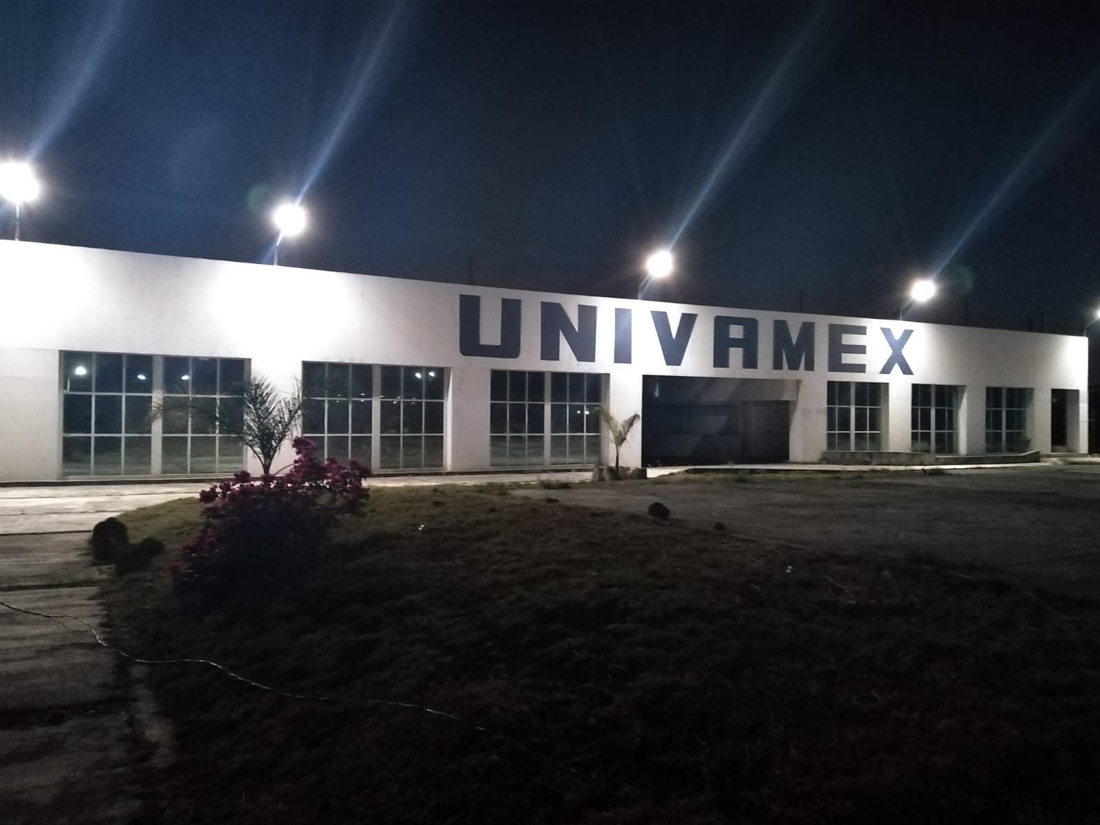 Exterior del Campus Las Américas de UNIVAMEX